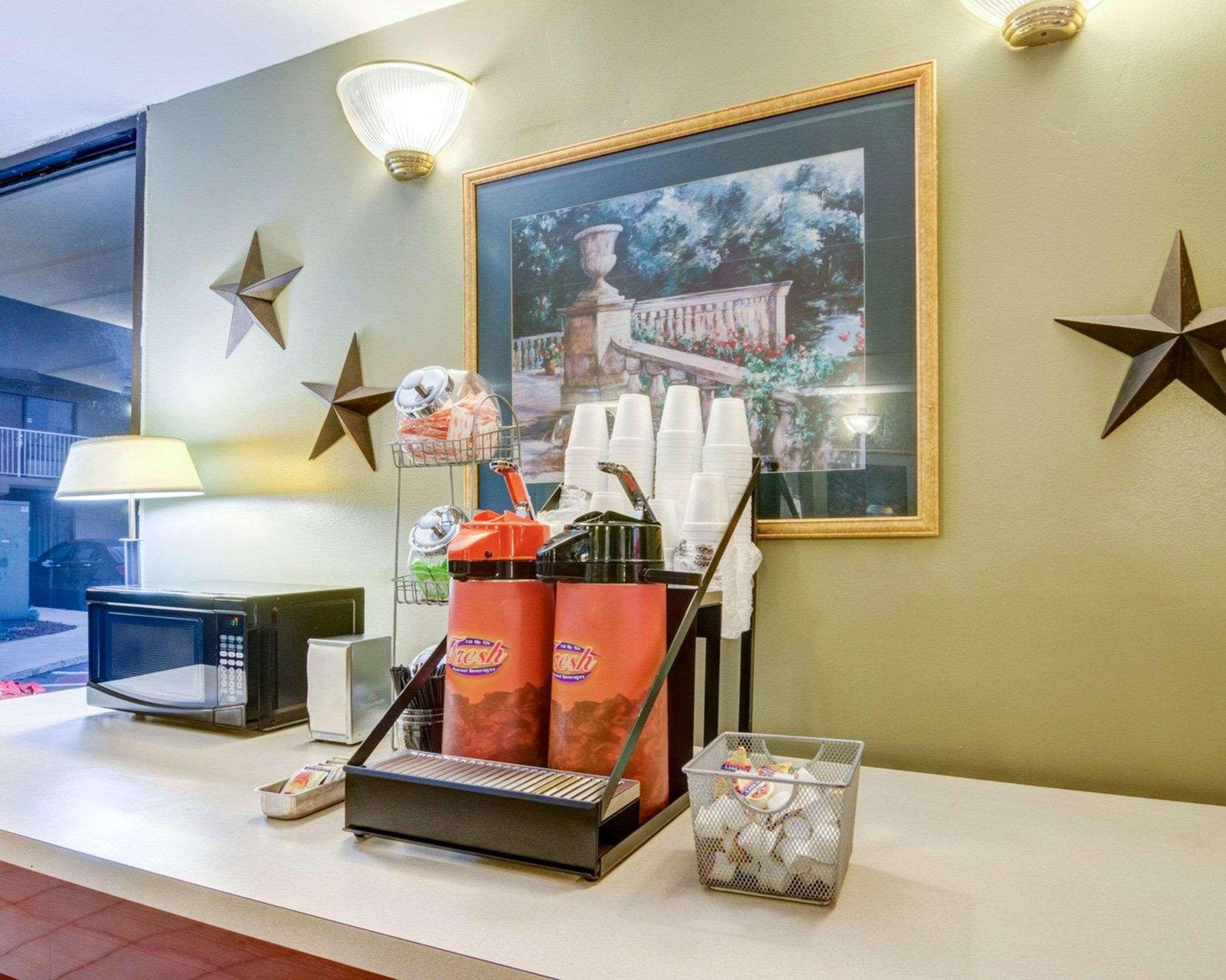 Rodeway Inn Norcross Extérieur photo