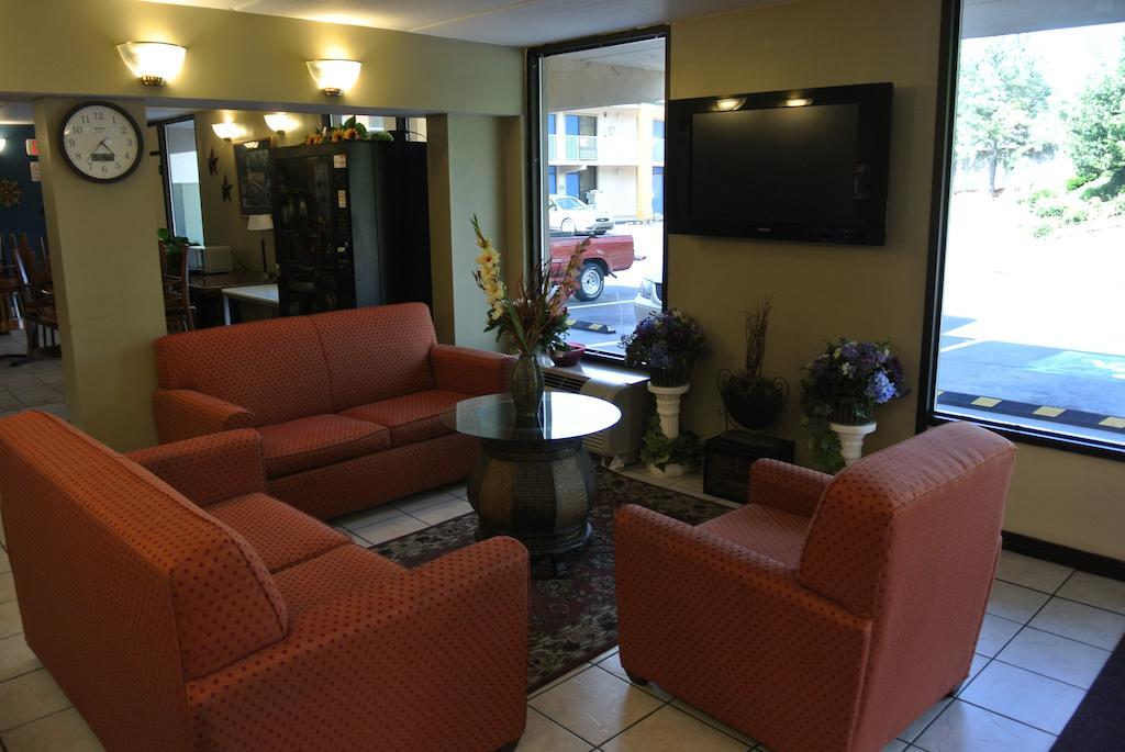 Rodeway Inn Norcross Extérieur photo
